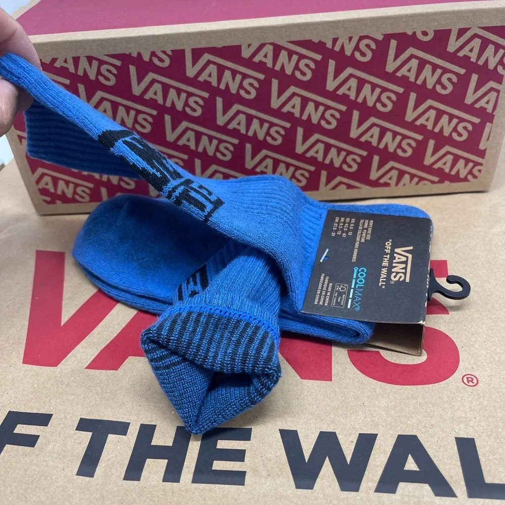 VANS 